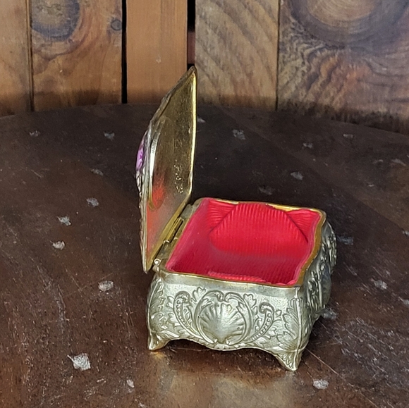 Vintage Ornate Jewelry Box with Blue and Gold Accents - Picture 14 of 17